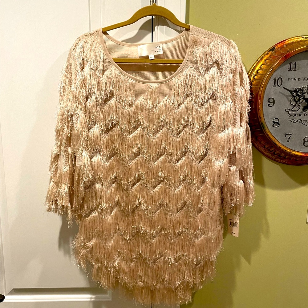 JOA fur fringe top